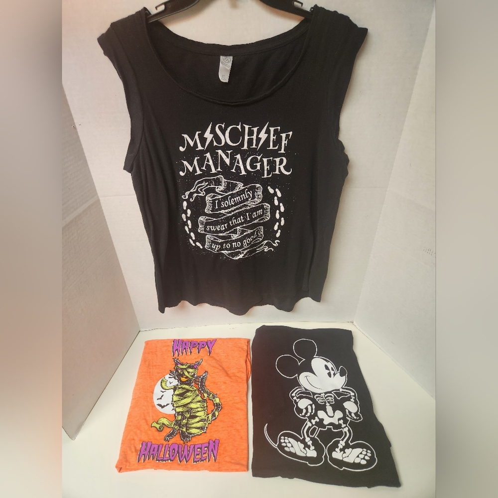 3 Women’s Halloween T-Shirts Size L/XL Fun Graphics Harry Potter Mickey